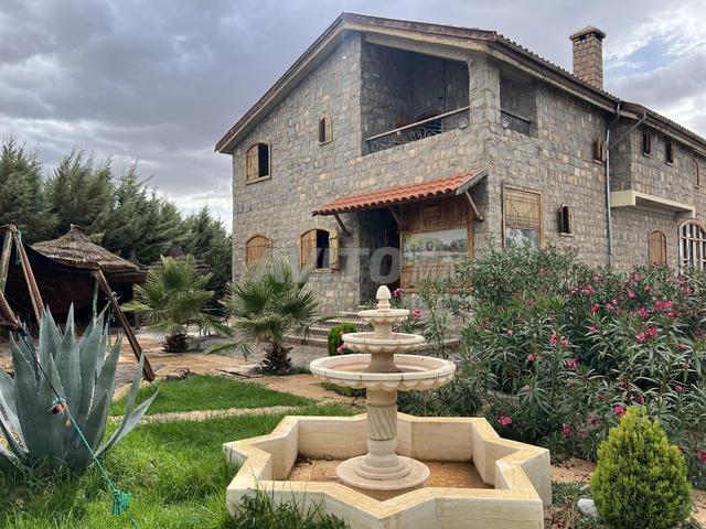 Grande ferme 3 hectares Ifrane