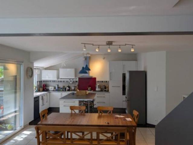 Grande logement meublée de 14 m² – Maison avec jardin et piscine à Labège