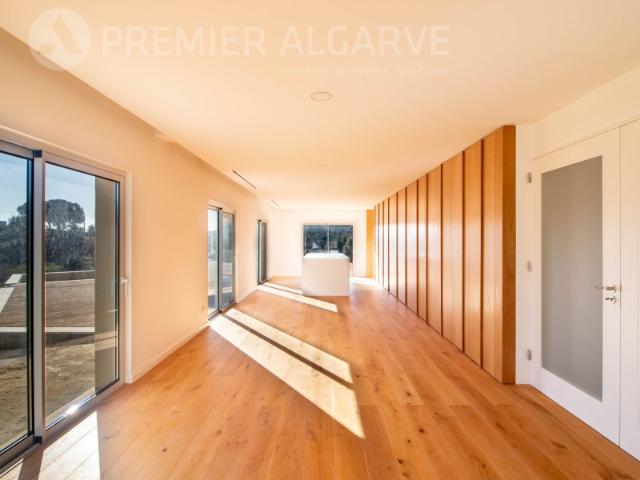Grande moradia de luxo com terreno de 17.254 m² Estoi, Faro