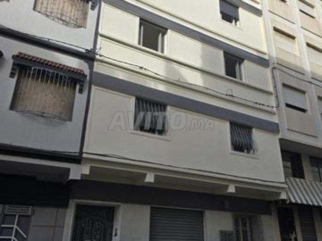 Grande maison avec 5 étages
