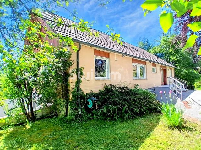 Grande maison avec 8 chambres à Champagnole 276m² Champagnole