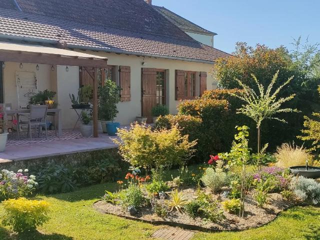 Grande et belle maison avec deux logements
