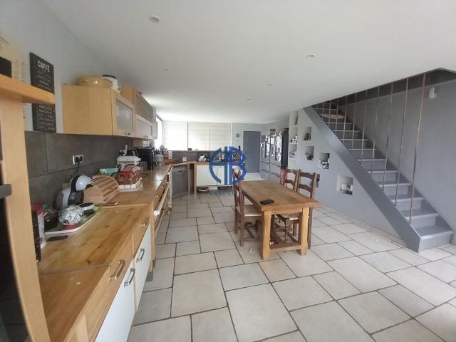 Grande maison avec fort potentiel 250m² Marcilloles