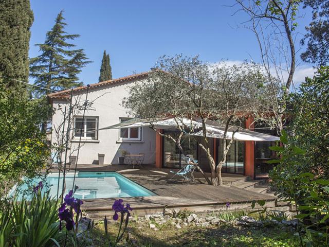 GRANDE MAISON AVEC PISCINE PLAN DES 4 SEIGNEURS