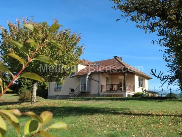 Grande maison avec terrain