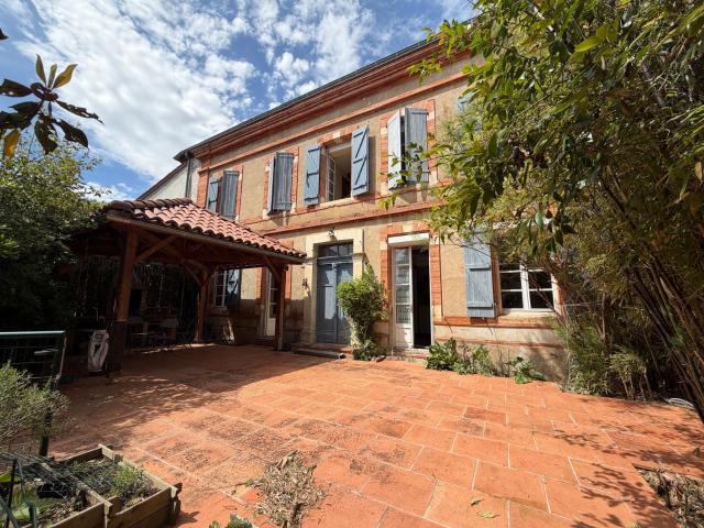 Grande maison à louer à Lézat sur Lèze