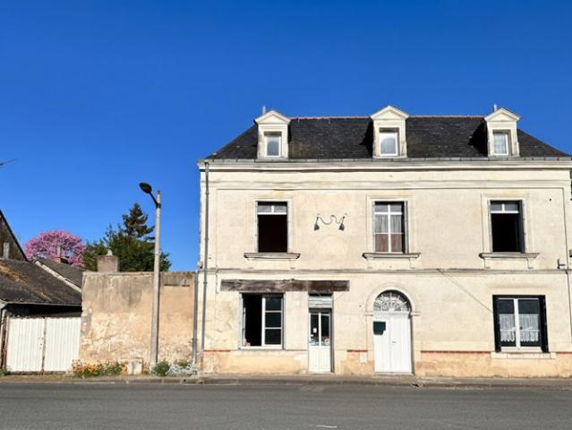 Grande maison ancienne à rénover Fort potentiel locatif
