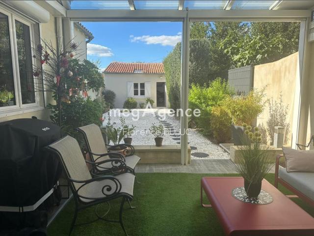 Grande Maison Centre Ville Avec Jardin 189m² Saint Jean d'Angély