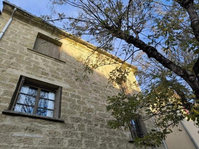 GRANDE MAISON COEUR DE ST QUENTIN LA POTERIE