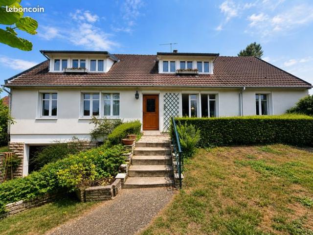 Grande maison de175m² sur sous sol