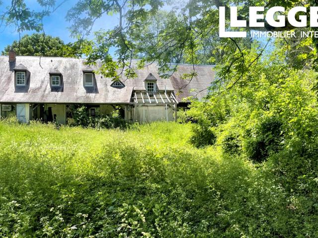 Grande maison de moulin de 5 chambres avec gîte, située dans un cadre magnifique en bordure de rivière
