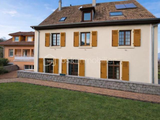 Ensemble immobilier de 440 m²