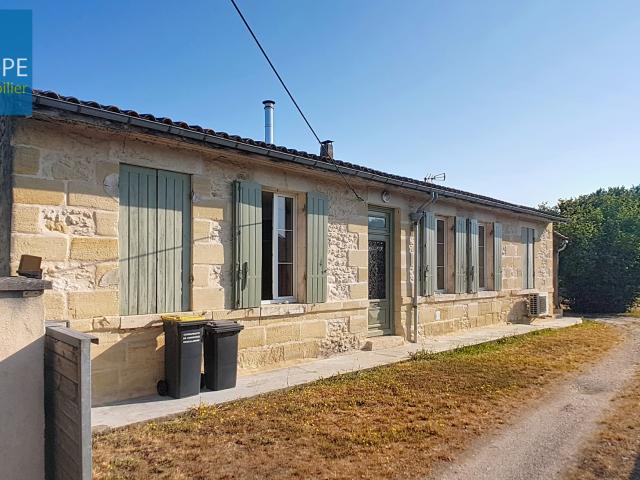 GRANDE MAISON DE CHARME EN PIERRE