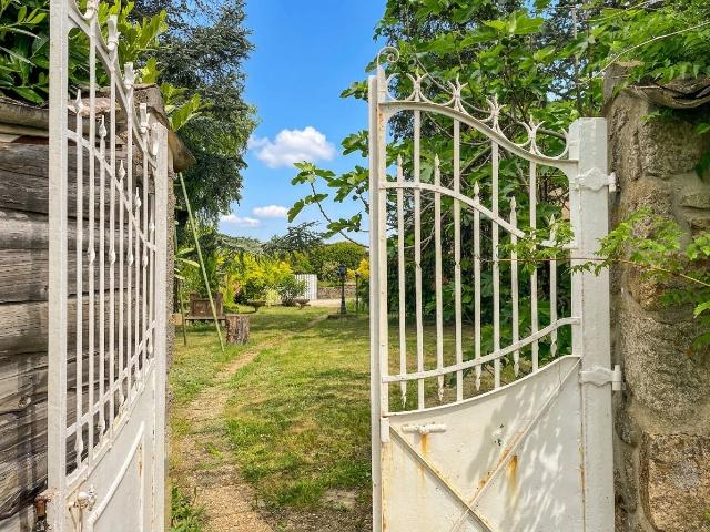 Grande Maison De Famille Fort Potentiel 240m² Davézieux