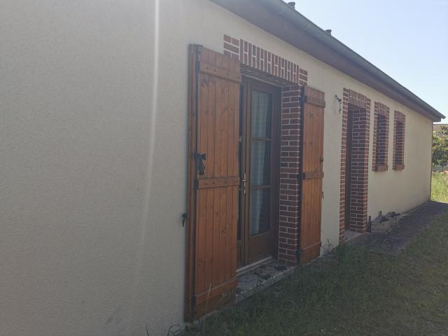 GRANDE MAISON DE PLAIN PIED