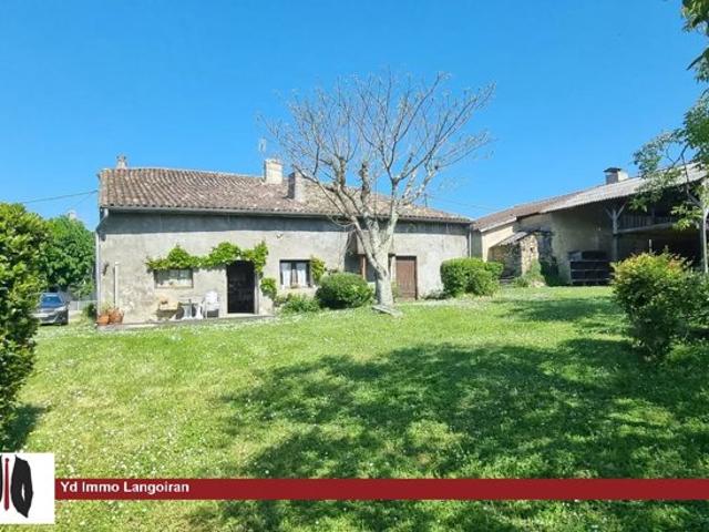 Grande maison de village
