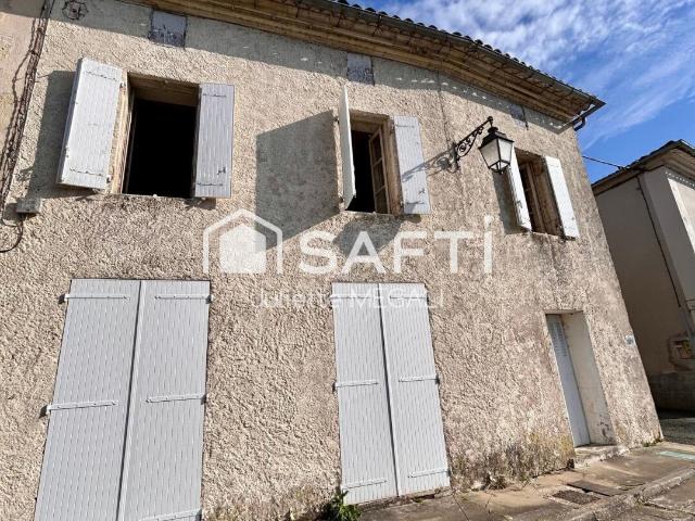 Grande maison de village à rénover