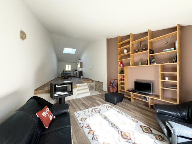 Grande maison de village avec garage en vente à Coursan