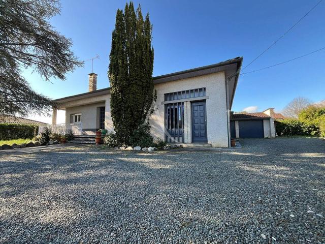 Grande maison de 173m² avec 5 chambres sur la commune de Rabast