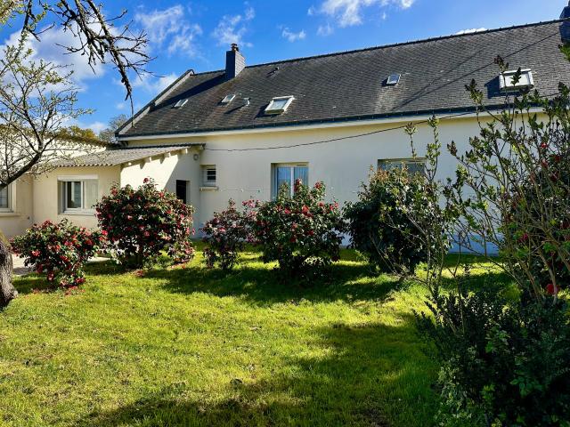 GRANDE MAISON DE 190M2 AVEC DÉPENDANCES CAMPAGNE DE L'IMMACULÉE À SAINT NAZAIRE