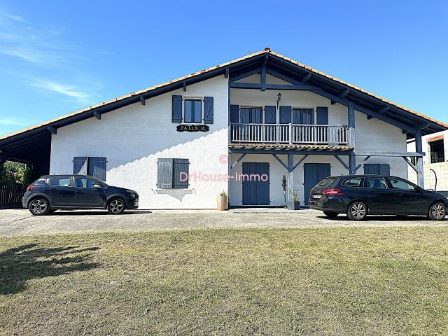 Grande maison de 220m2 sur terrain de 1088m2