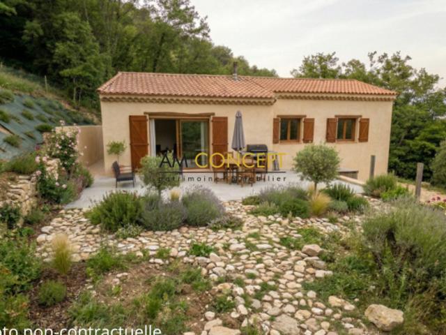 Grande maison d'environ 200 m² à finir de construire – Ben
