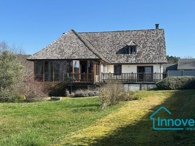 Grande maison en ossature bois proche de la vallée de la Dordog