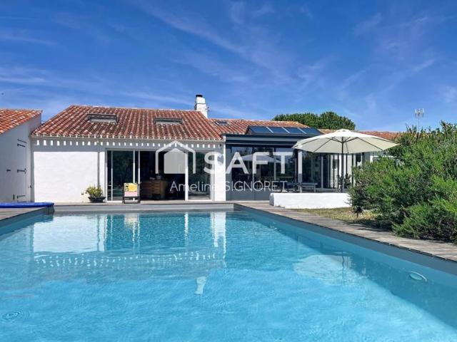 Grande maison en fond d'impasse proche du centre et des plages