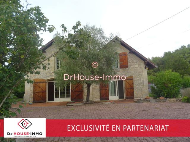 GRANDE MAISON EN PIERRE 240 M² sur 1777 m² de terrain