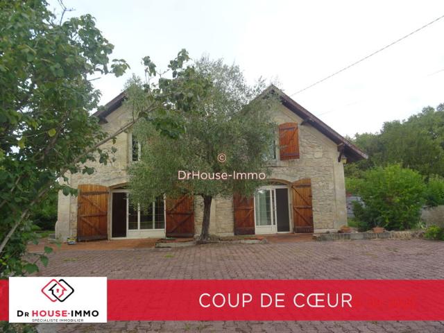 GRANDE MAISON EN PIERRE 240 M² sur 1777 m² de terrain