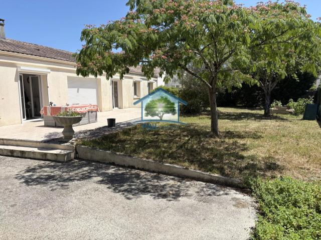 Grande maison familiale 6 chambres avec jardin, garage et cuisine d’été – Blanquefort – 470 000 €