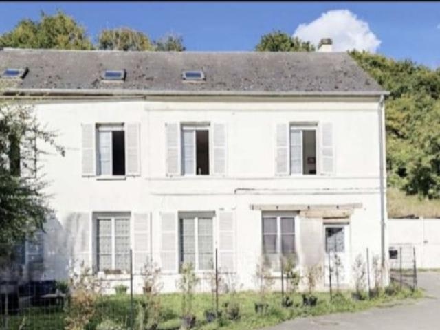 GRANDE MAISON FAMILIALE