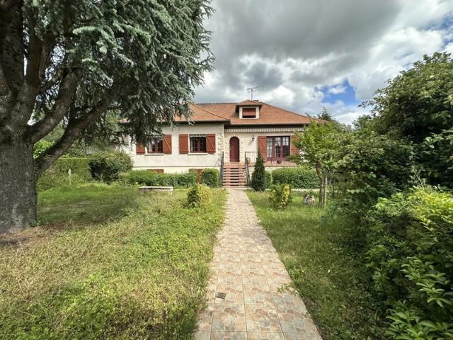 Grande maison familiale à Buxerolles, 7 chambres
