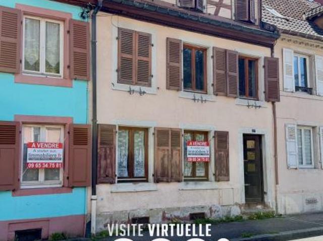 Grande maison familiale à rénover avec extérieur