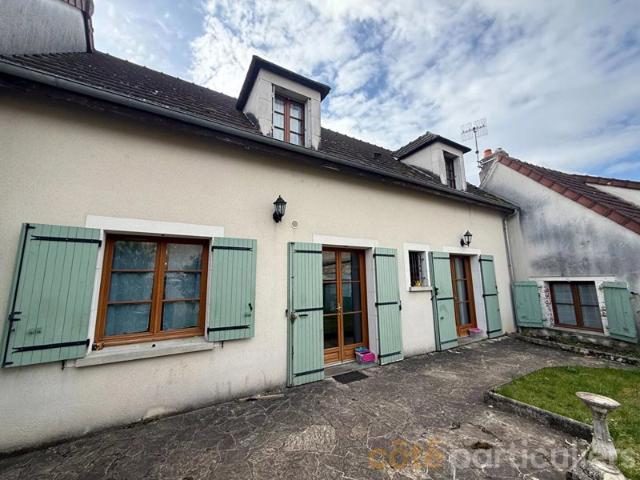 Grande maison familiale à Saint Amand Montrond