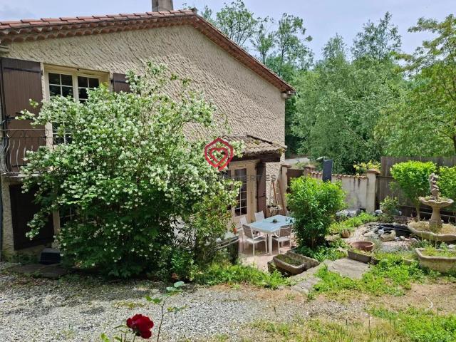Grande maison familiale au coeur de la nature