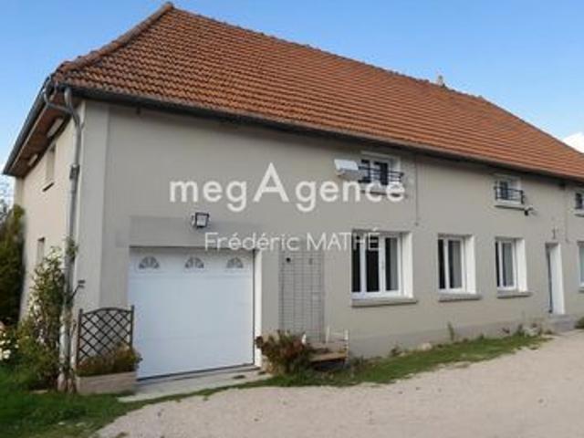 Grande maison familiale avec hangar – 210 m² habitables + dépendance de 284 m²