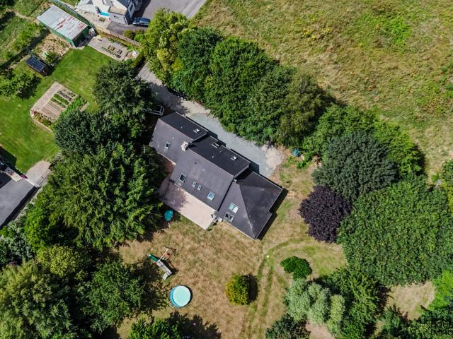 Grande maison familiale avec jardin très arboré 254m² Laignelet