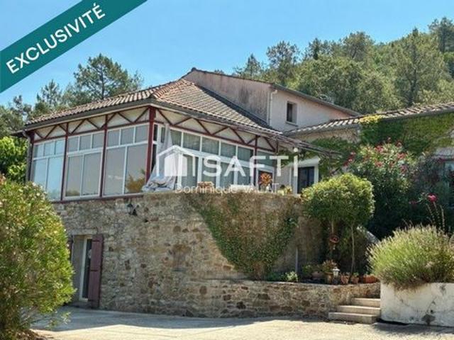 Grande maison familiale avec piscine à St Jean d'Aigrefeuille