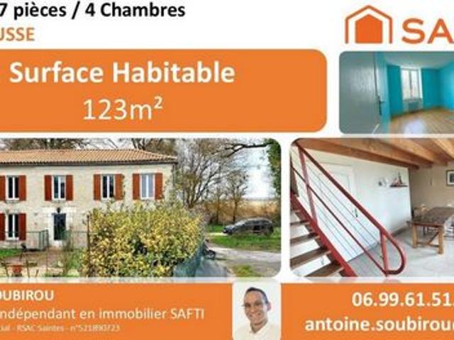 Grande maison familiale Charentaise 4 chambres avec une dépendance, un grand garage, un jardin et une piscine hors sol