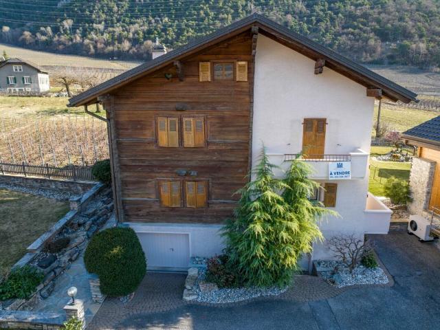 Grande Maison familiale composée de 2 apppartements à Grône | dreamo. Ch