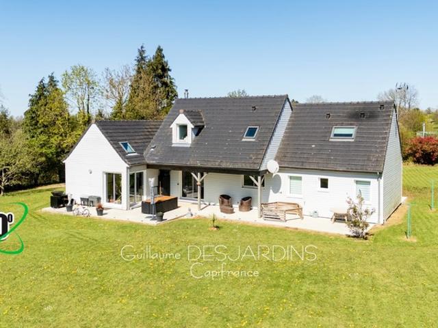 Grande maison familiale contemporaine – 6 chambres, beaux volumes et jardin AUBRY LE PANTHOU 61