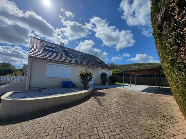 Grande maison familiale de 5 chambres plus bureau