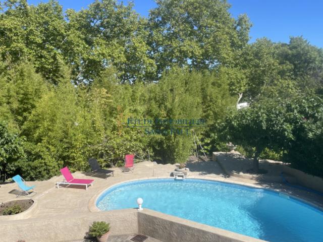 Grande maison familiale de 135 m2 garage et atelier de 135 m2 j