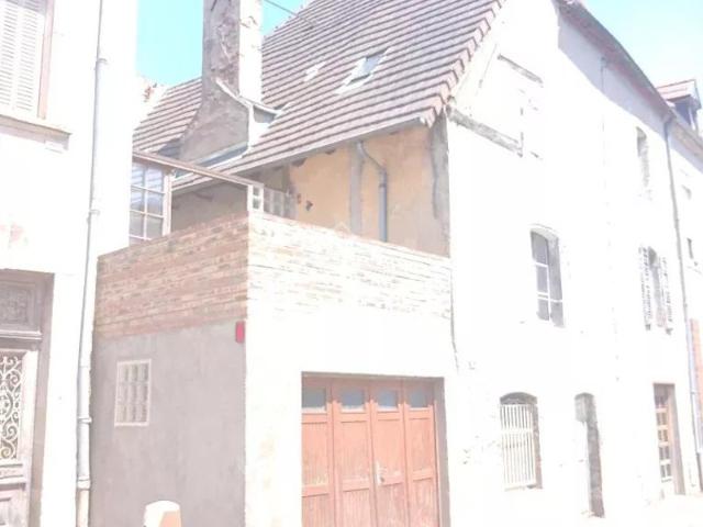 Grande maison familiale de 212 m² à Varennes sur Allier