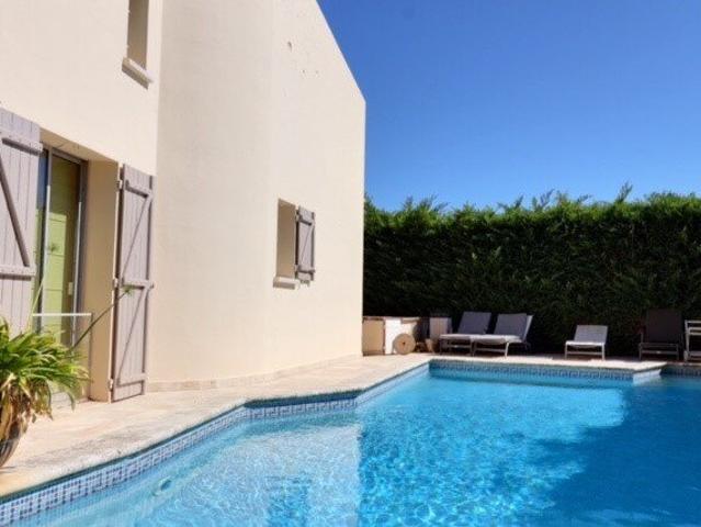 Grande maison familiale de 220m2 sur 500m2 de terrain avec p