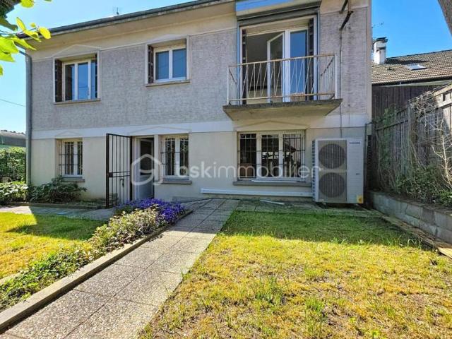 Grande maison familiale de 259m² à Montreuil