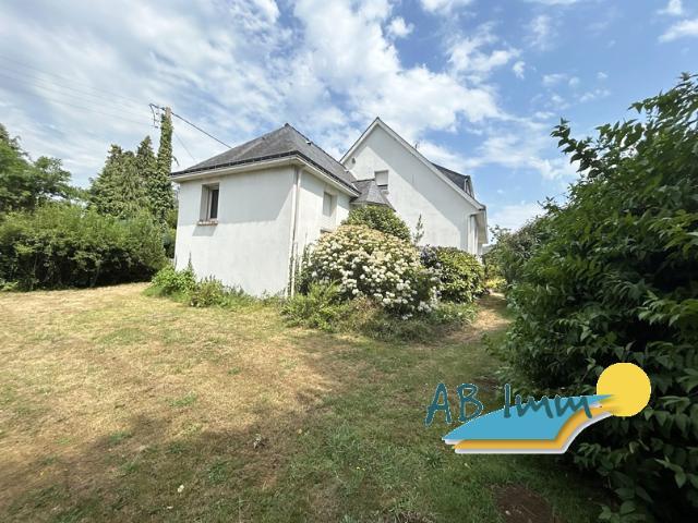 GRANDE MAISON FAMILIALE HENNEBONT