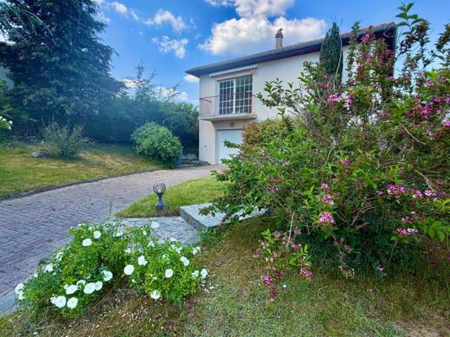 Grande maison familiale lumineuse – 177 m² – 6 chambres – Terrain arboré de 852 m²