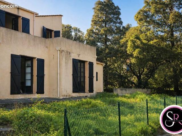 Grande maison familiale sur Macinaggio